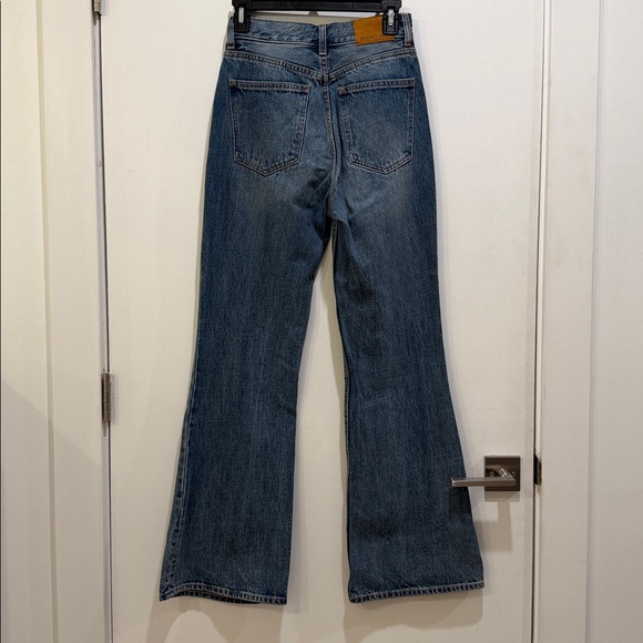 Denim Forum The Marlene 60’s High Flare Jeans in Classic Blue, Sz 25/30L - Picture 8 of 12